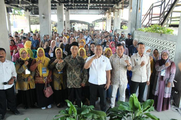 Sosialisasi Program Makan Bergizi Gratis Hadir di Desa Jiwan Madiun, Edukasi Pola Makan Hidup Sehat